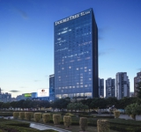中国・深圳市に</br> DoubleTree by Hilton Hotel Shenzhen Longhua が新規開業しました