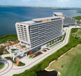 メキシコ・カンクンに Hyatt Vivid Grand Island が新規開業