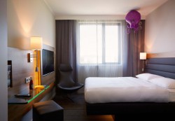 Moxy-London-Excel_2
