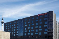 Travelodge-Wynyard-Quarter-Auckland_1