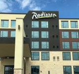 イリノイ州シャンバーグに Radisson Hotel Schaumburg が新規開業しました
