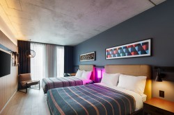 Moxy-Montreal-Downtown_2
