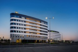 TRIBE-Budapest-Airport_1