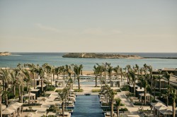 Four-Seasons-Resort-AMAALA-at-TripleBay_1