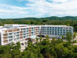 Radisson-Resort-Layan-Phuket_1